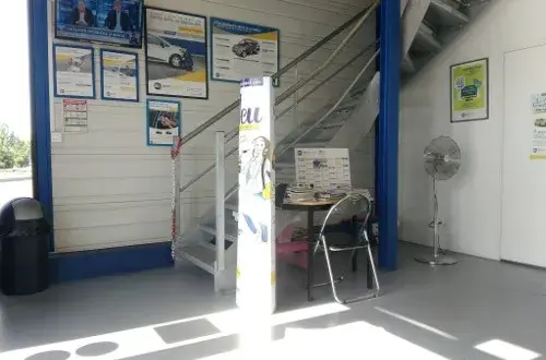 AS Auto Sécurité Contrôle technique Begles Centre Commercial Carrefour